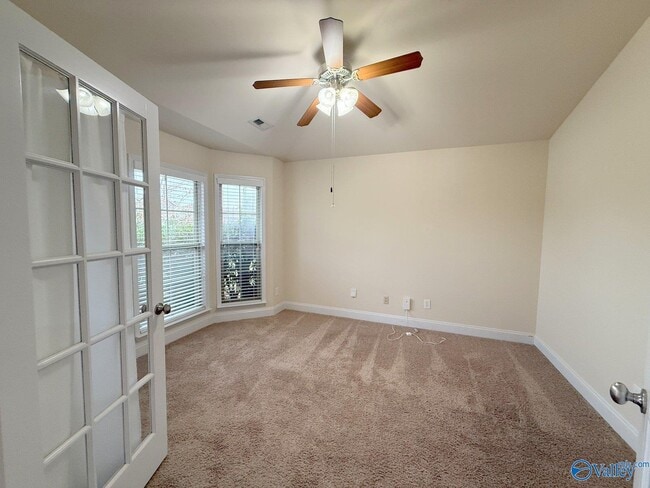 Foto del edificio - 235 Crab Orchard Dr