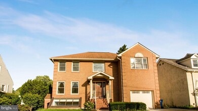 Building Photo - 8933 Colesville Rd Building Photo - 8933 Colesville Rd