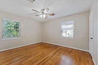 Building Photo - 7014 Rookin St