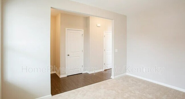 Foto del edificio - 2357 Pine Crest Dr