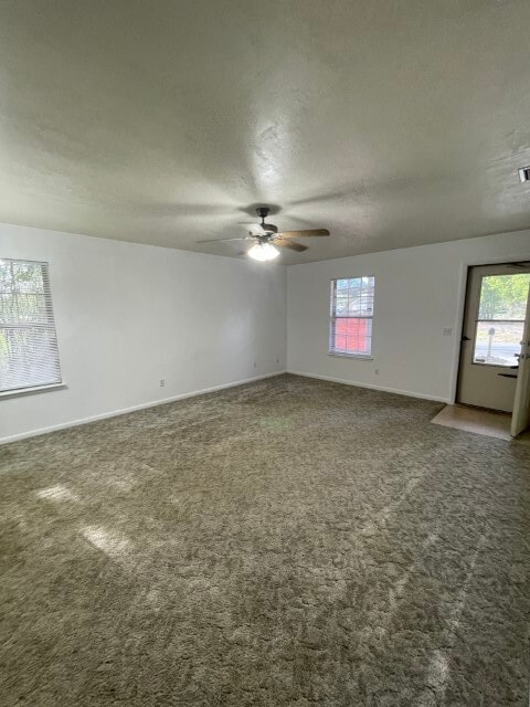 Building Photo - 580 SE Nassau St