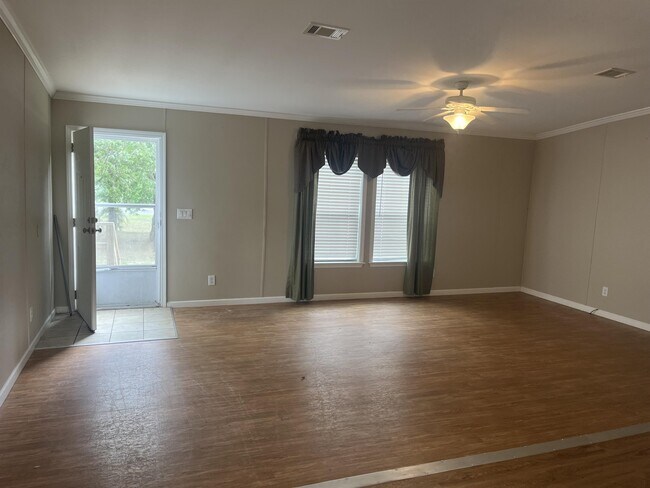 Building Photo - 12079 US-129