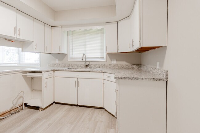 Building Photo - Charming 3 bedroom home in Anderson!