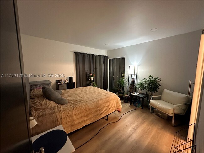 Foto del edificio - 5100 SW 41st St