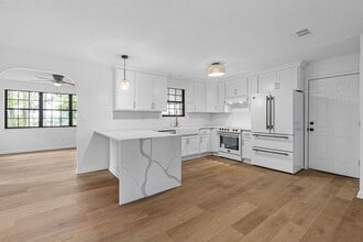 Building Photo - 10115 County Rd 13 N