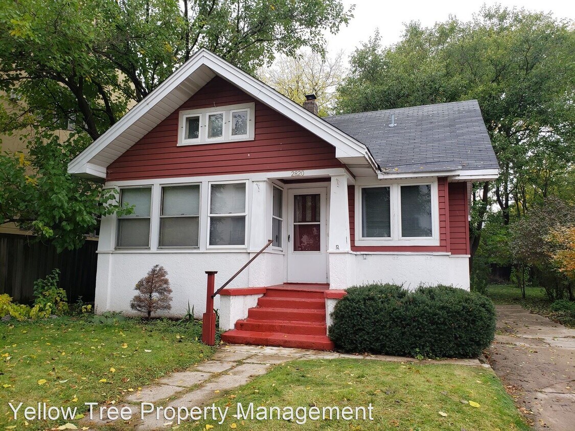 Primary Photo - 4 br, 2 bath House - 2820 Bryant Ave S