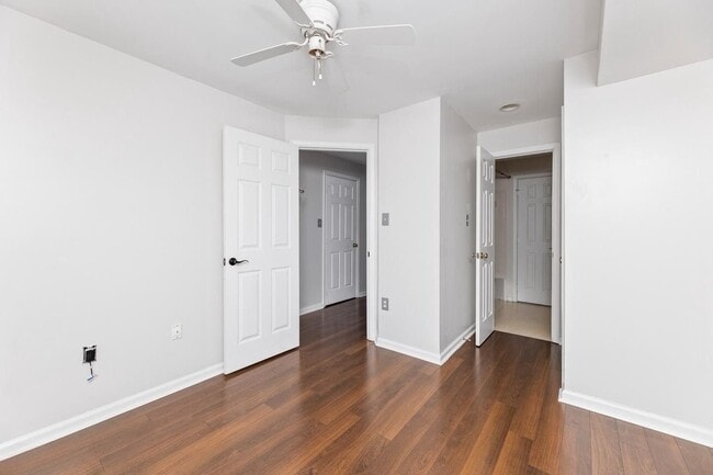 Building Photo - 3343 Cape May Ct