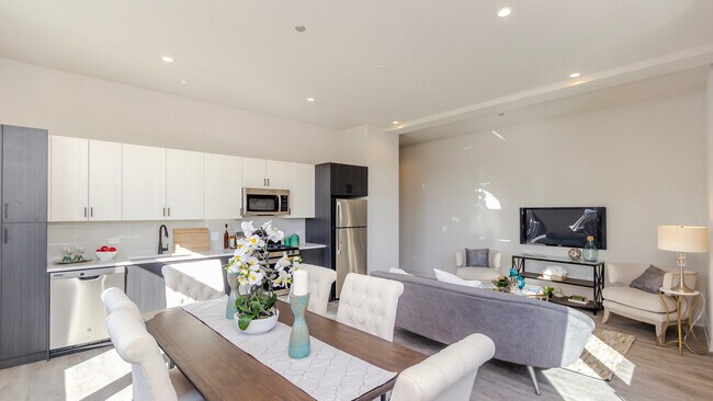 Foto del edificio - 1502 W Ainslie St