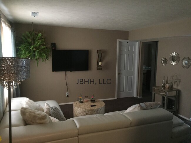 Foto del edificio - 3207 N Peoria Ave