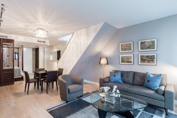 Photo du bâtiment - 1477-1477 W Pender St