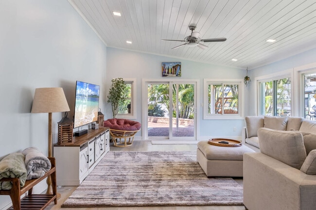 Building Photo - 491 Indian Creek Dr