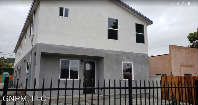 Building Photo - 710 N Marianna Ave