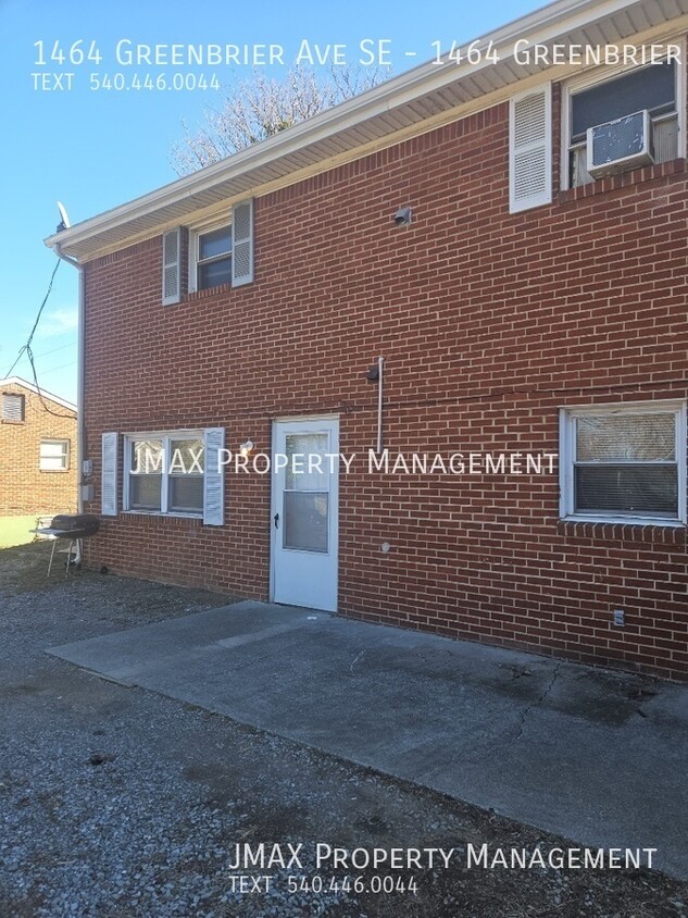 Primary Photo - This property has a no security deposit op...