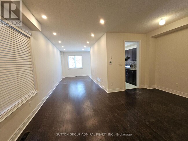 Photo du bâtiment - 63 Collin Ct