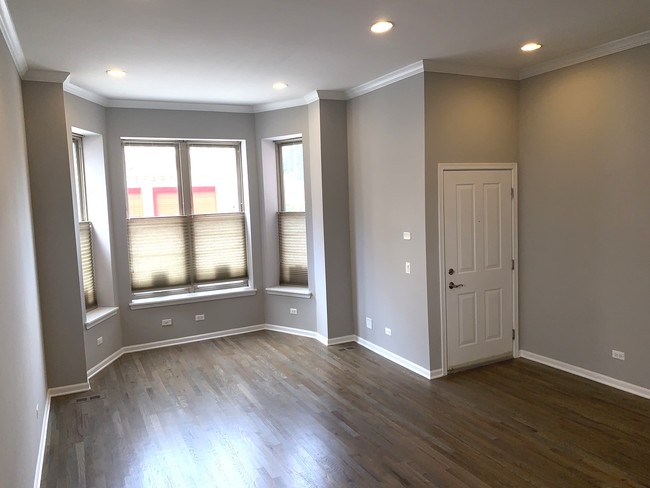 Foto del edificio - 2717 N Halsted St