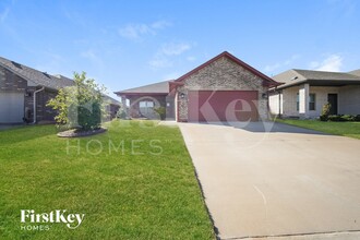 Building Photo - 4409 Hunterfield Ave