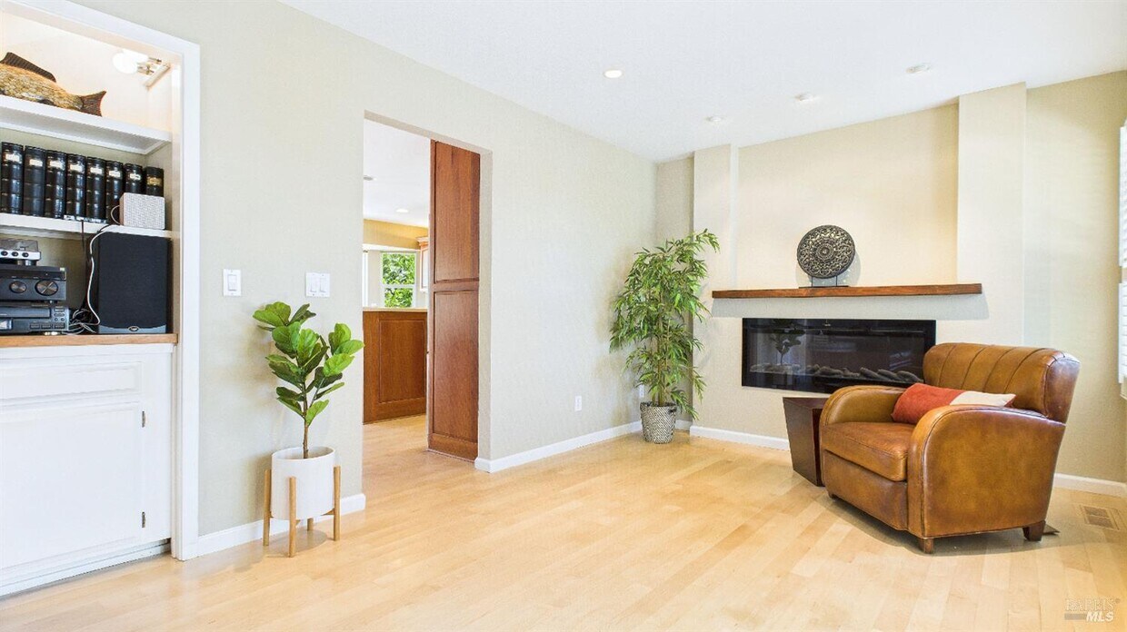 Foto principal - 5212 Beaumont Way