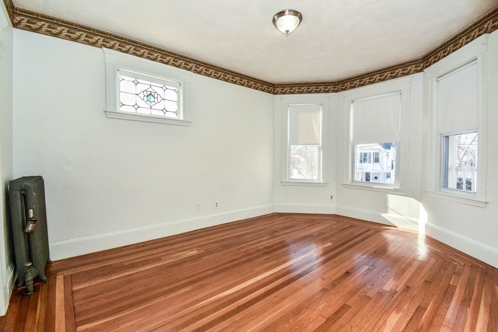 35 Dudley St Unit 2, Medford, MA 02155 Condo for Rent in Medford, MA