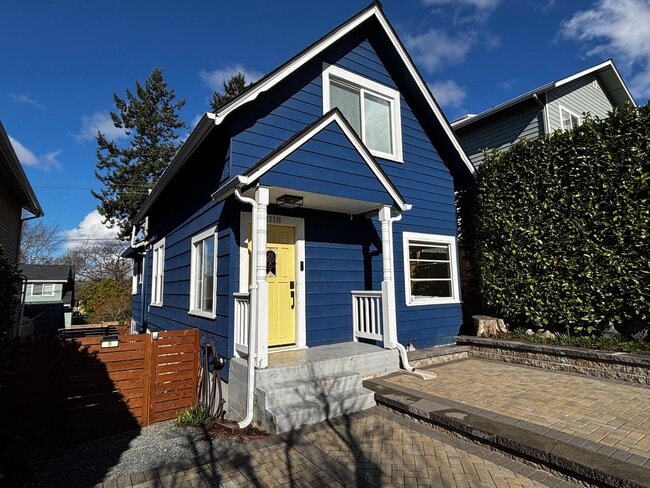 Foto del edificio - Charming duplex-style house in the heart of Green Lake and Tangletown
