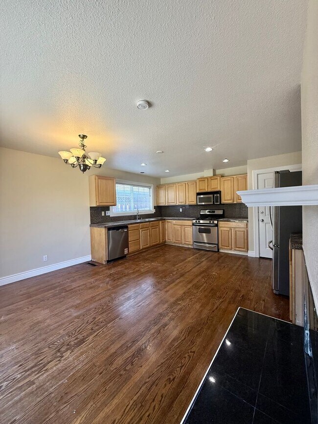 Photo - 1767 Cardel Way House