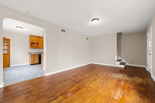 Foto del edificio - 20900 Morris Ave