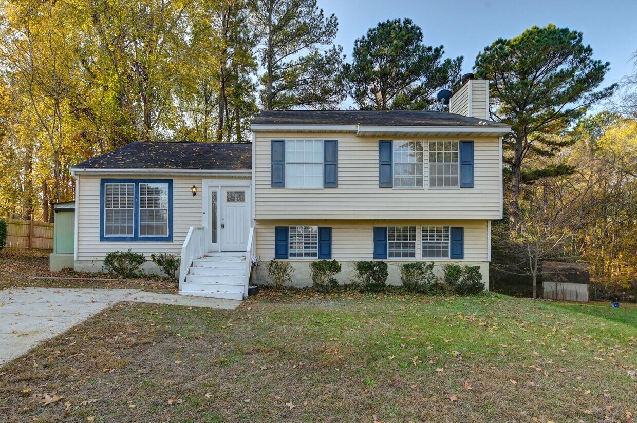 Primary Photo - Spacious 4BR/3BA Home with Private In-Law Suite in Quiet Neighborhood