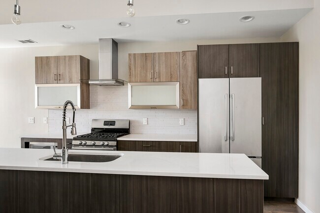 Cocina 1 - 2602 W 24th Ave