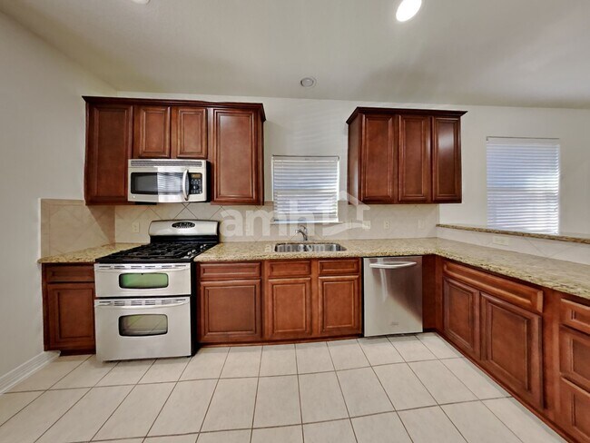 Building Photo - 10224 Forest Glade Ct