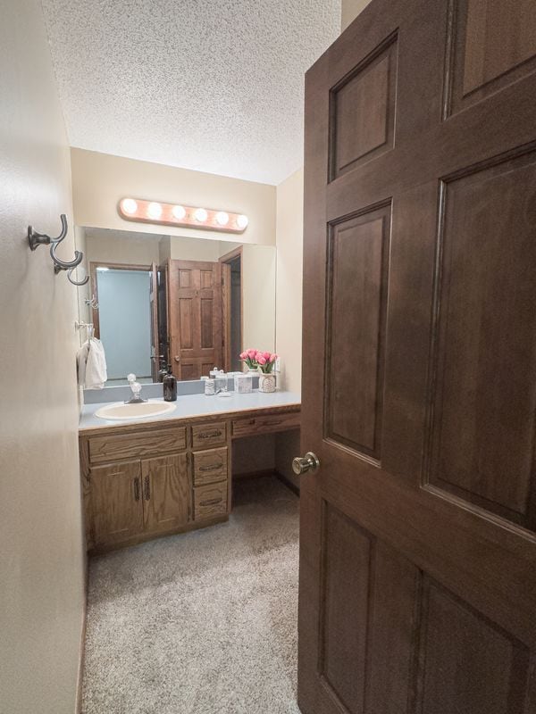 Building Photo - 824 Springhill Dr