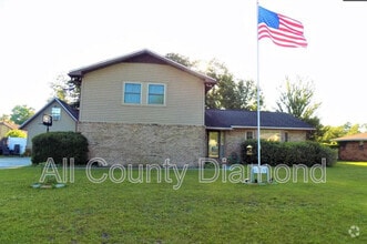 Building Photo - 1520 Belmont Blvd