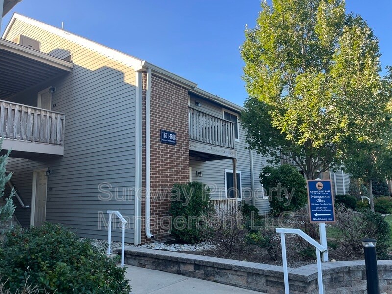 Primary Photo - 1608 Ravens Crest Dr