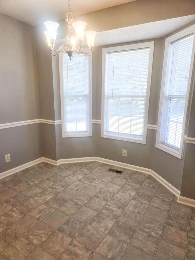 Foto del edificio - 3 Bedroom 2 Bathroom Home