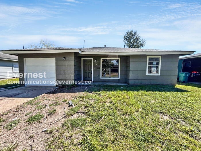 Foto principal - 413 Brown Dr