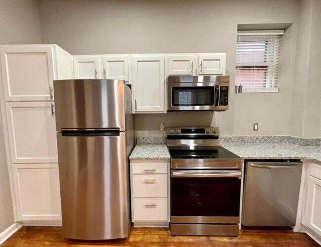 Foto del edificio - 1318 S Brook St