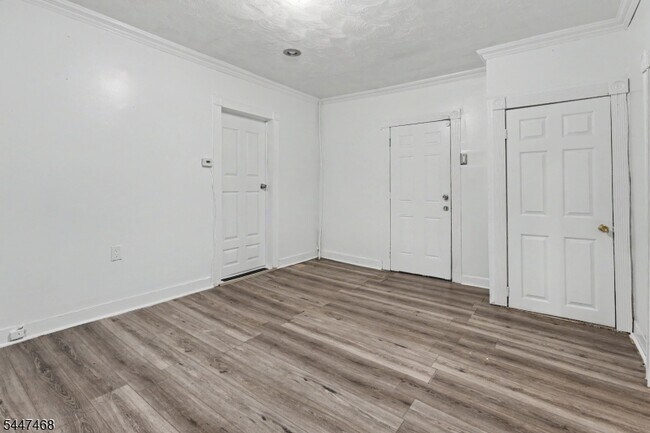 Building Photo - 53 S Jacob St