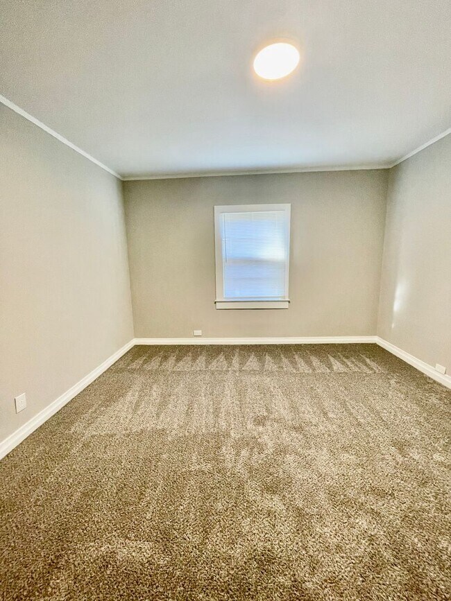 Foto del edificio - Welcome to this charming 3-bedroom, 1-bathroom home located in the vibrant community of Rockhill, SC