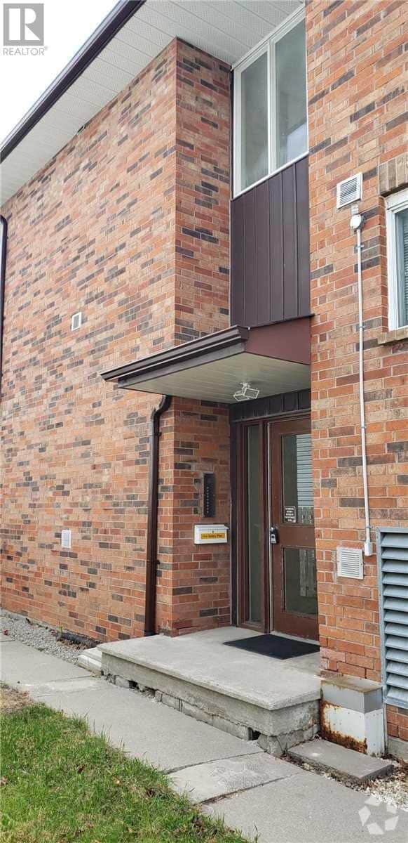 Oshawa South/Central Student Apartments for Rent Oshawa, ON 2