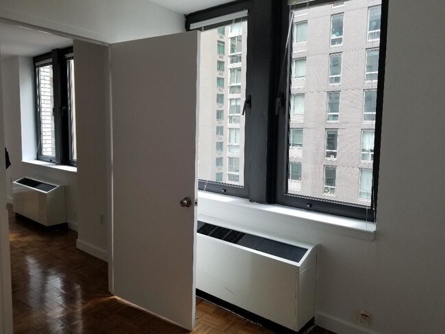 Foto del edificio - 100 Maiden Ln