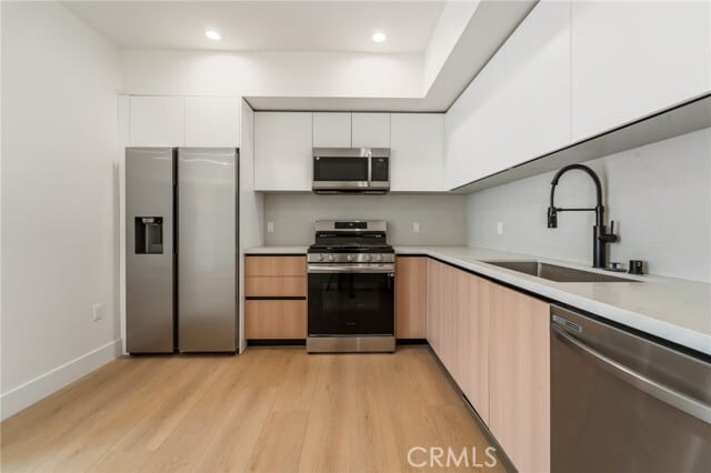 Building Photo - 7510 Sepulveda Blvd