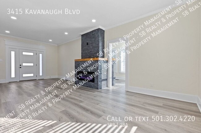 Building Photo - 3 Bed 2 Bath