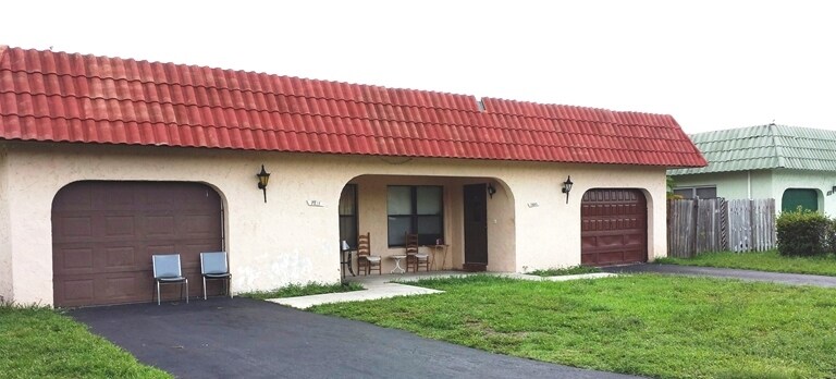Foto principal - 7809 NW 70th Ct