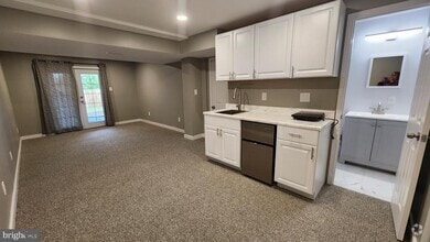 Building Photo - 17619 Longview Ln