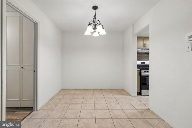 Foto del edificio - 521 Old Forge Crossing