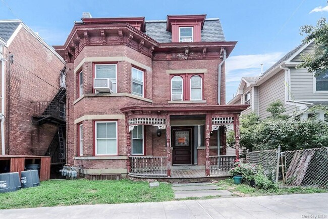 Building Photo - 506 Liberty St