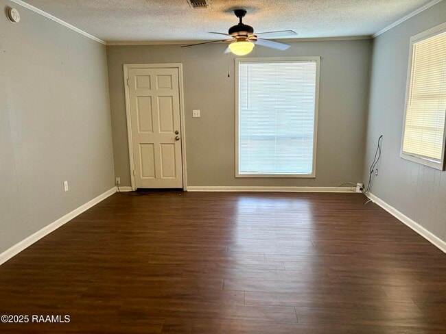 Building Photo - 118 Avondale Dr