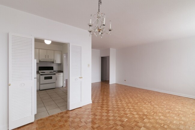 Photo du bâtiment - 900 Av. Rockland