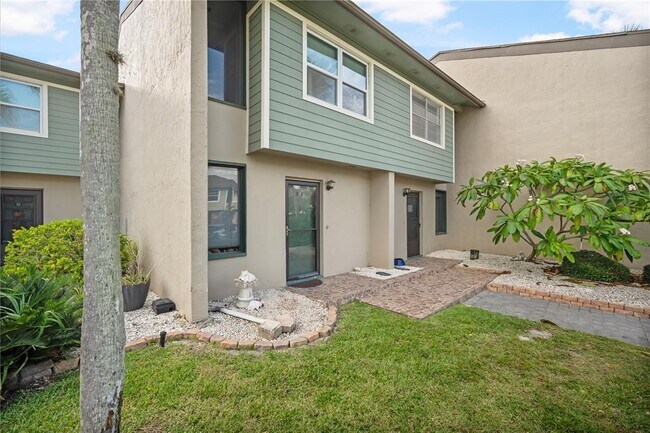 Foto del edificio - 1028 Apollo Beach Blvd