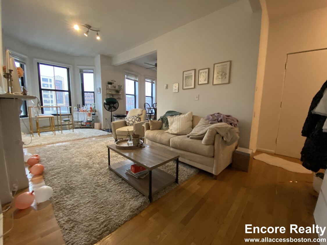 19 Cortes St Unit 2, Boston, MA 02116 - Apartments in Boston, MA ...