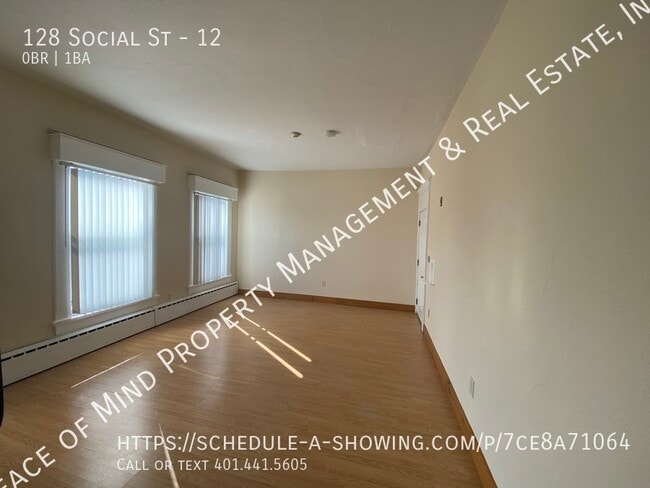 Building Photo - 128 Social St