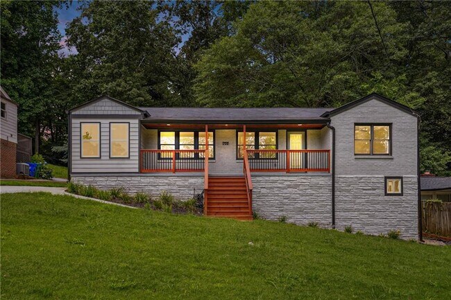 Foto del edificio - 720 N Parkwood Rd